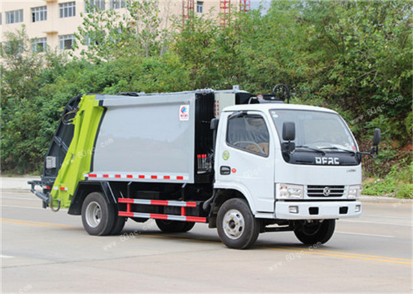 東風(fēng)小多利卡壓縮式垃圾車(chē)