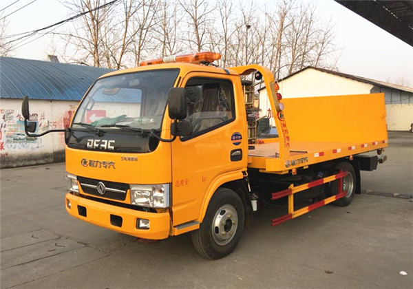 東風(fēng)多利卡藍牌一拖二清障車