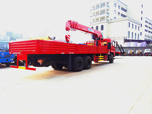 東風(fēng)國(guó)五后雙橋10噸隨車(chē)吊