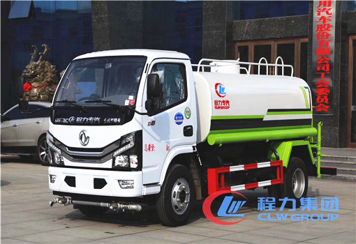 東風(fēng)多利卡國(guó)六5噸灑水車(chē)