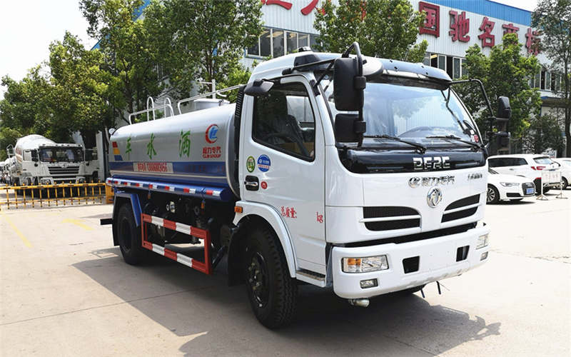8噸灑水車廠家報價多少錢