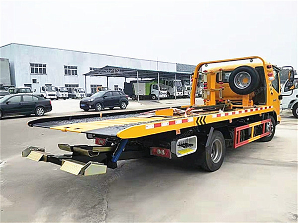 福田奧鈴一拖二藍(lán)牌清障車