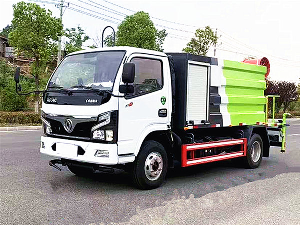 東風(fēng)福瑞卡藍牌抑塵車