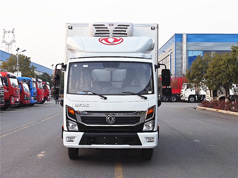 東風多利卡D6國六冷藏車