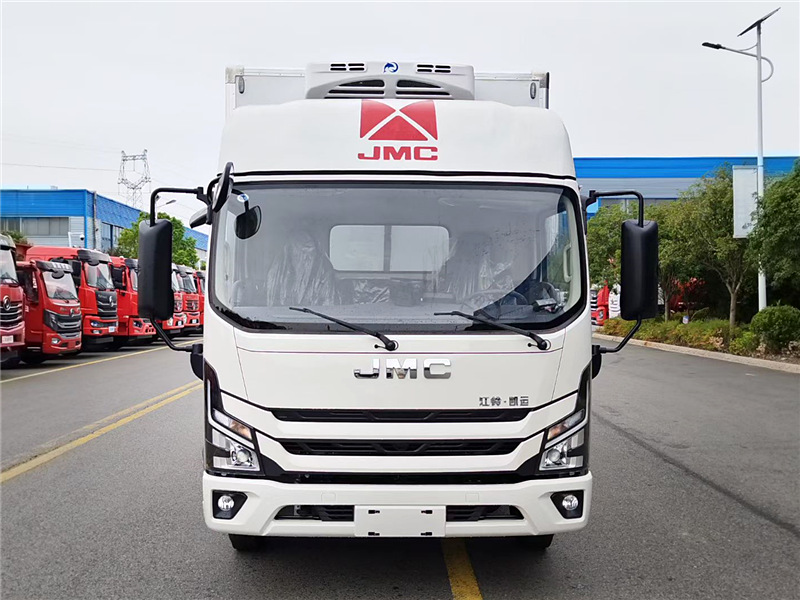 江鈴新凱運寬體冷藏車