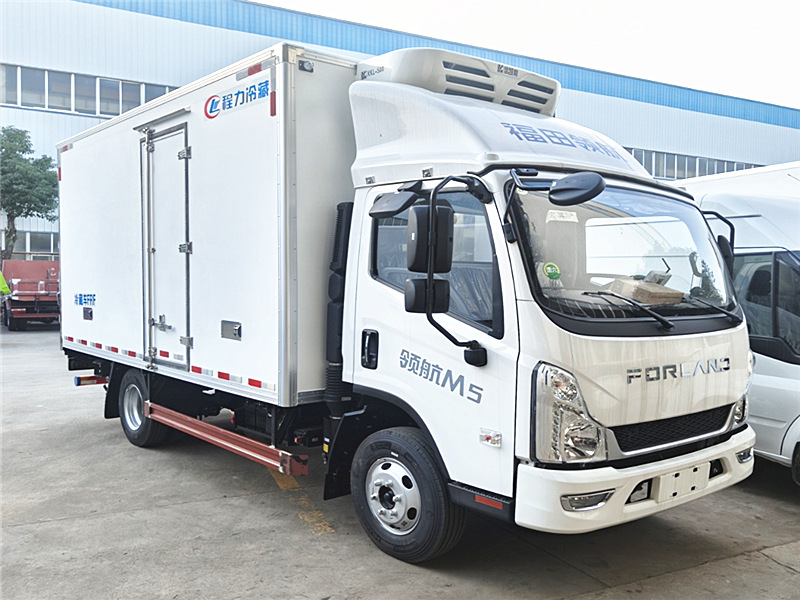 福田領航M5冷藏車