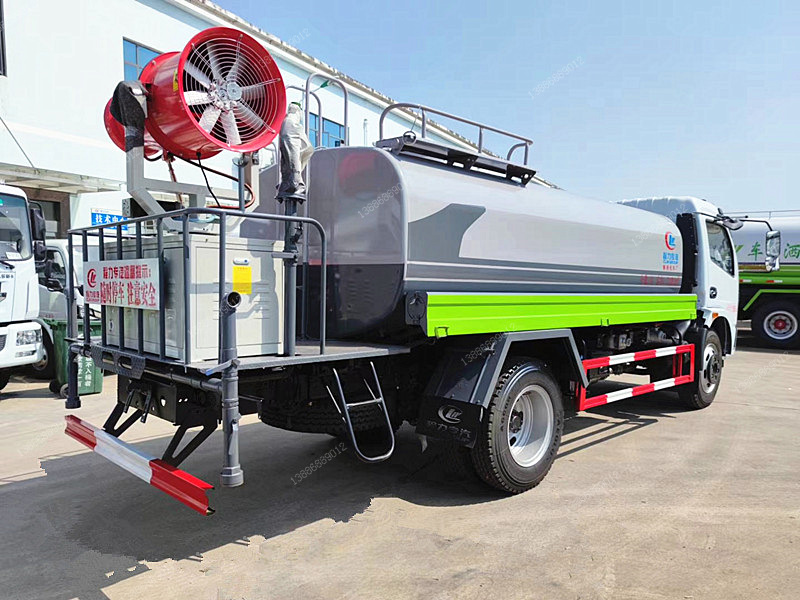 國六7-10東風(fēng)福瑞卡F7霧炮車