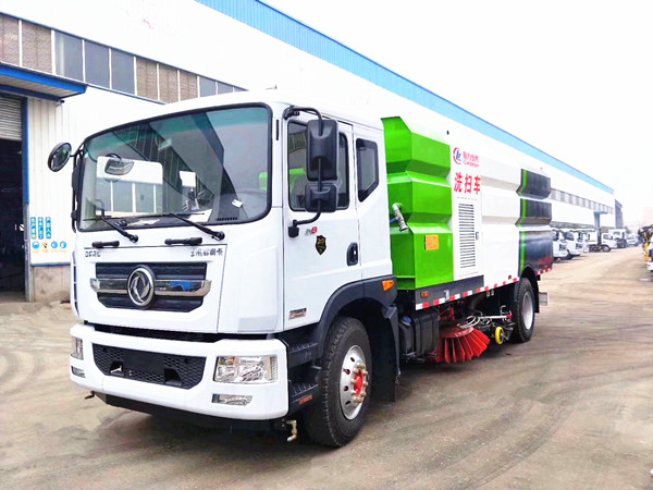 東風多利卡D9洗掃車