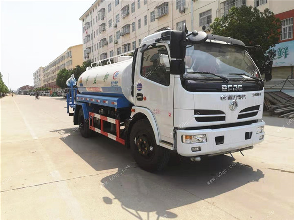 東風福瑞卡抑塵車