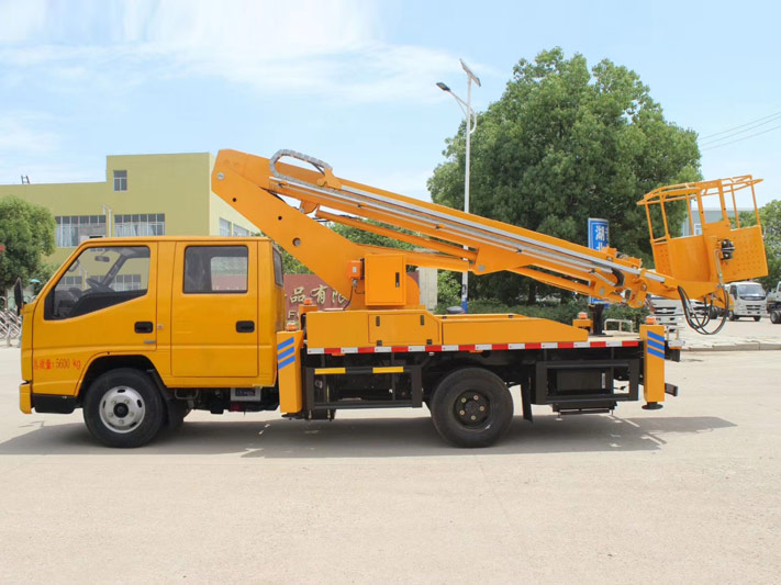 江鈴雙排17.5米直臂國六高空作業車