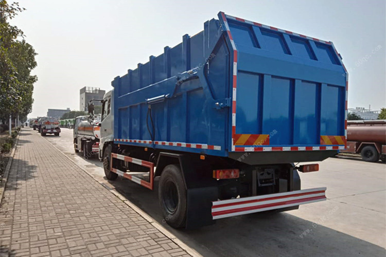 東風新款壓縮對接式垃圾車