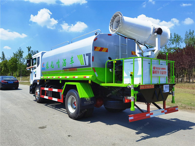 霧炮車廠家助力國家環保建設，國外局勢任然緊張！